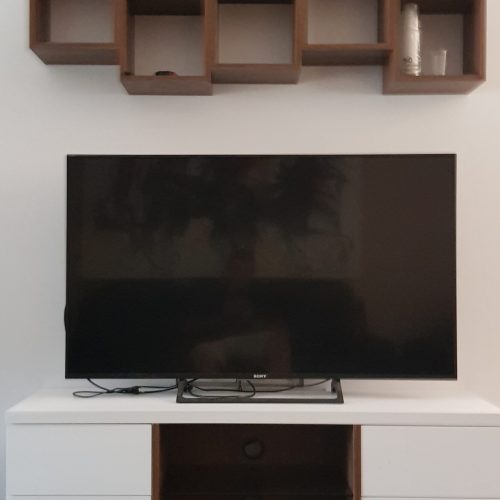 Tv set primer slika 1