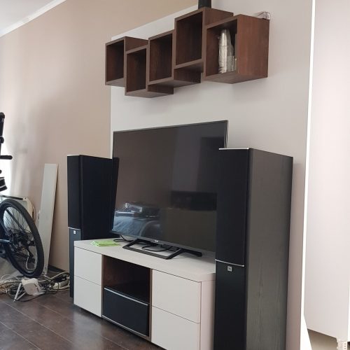 Tv set primer slika 3